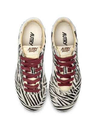 AUTRY Windspin Low Women’s Sneakers in Zebra