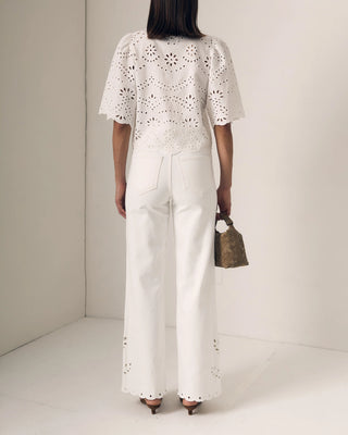 LE JEAN Column Eyelet Jean in White
