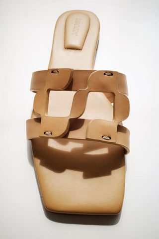 SIMKHAI Monogram Flat Slide in Camel