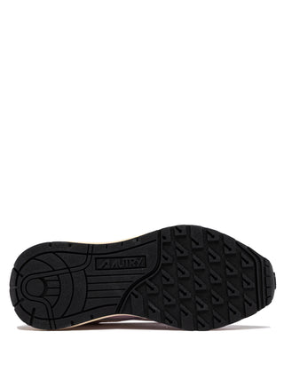 Autry Reelwind Super Vintage Low women’s sneakers with azure suede and nylon, gray crackle effect leather overlays, and retro runner sole with vintage finish.