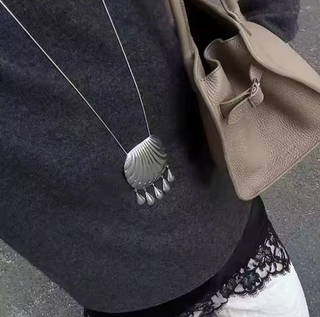 Silver Shell Fringe Pendant Necklace