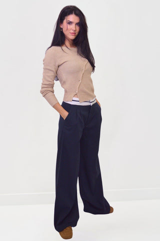 Minimalistic Contrast Waistband Pleated Trouser PantsClothingChayse Clothing