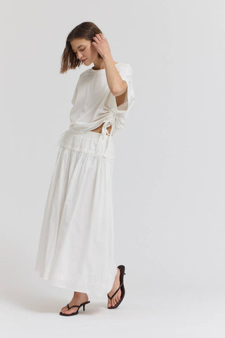 Side Scrunch Tee in Off WhiteTopChayse Clothing